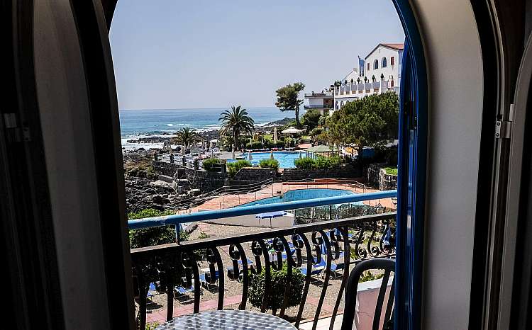 Hotel NK **** soggiorno mare Giardini Naxos Sicilia Estate 2020
